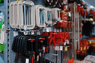 探索五金零售的視覺營銷 免費(fèi)圖片下載與展示位設(shè)計(jì)